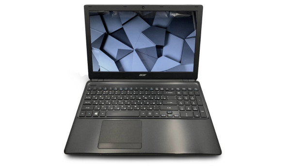 Ноутбук Acer Aspire E1-522 AMD A4-5000 8 GB RAM 120 GB SSD [15.6"] - Б/В