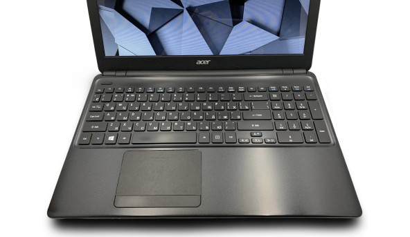 Ноутбук Acer Aspire E1-522 AMD A4-5000 8 GB RAM 120 GB SSD [15.6"] - Б/В - 640386
