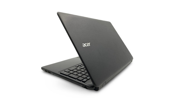 Ноутбук Acer Aspire E1-522 AMD A4-5000 8 GB RAM 120 GB SSD [15.6"] - Б/В - 640386
