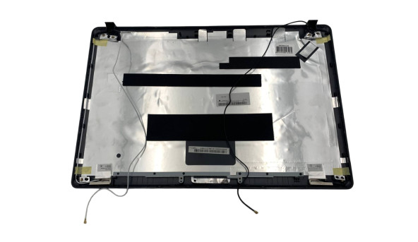 Крышка матрицы корпуса для ноутбука Lenovo IdeaPad Z560 AP0E4000601 Б/У - 641346