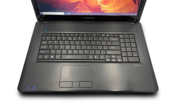 Ноутбук Medion P7615 Intel Core i5-430M 6 GB RAM 120 GB SSD GeForce GT330M [17.3" HD+] - Б/У - 641350