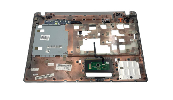 Середня частина корпусу c тачпадом до ноутбука Lenovo IdeaPad Z560 AP0E4000400 PK09000 Б/В - 641387