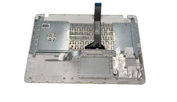 Средняя часть корпуса к ноутбуку ASUS X751 X751M X751MA X751MD 13NB04I2P04011 0KNB0-610KUA0014315024040 DZA13NB04I2AP040 Б/У - 642328