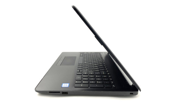 Уцінка Ноутбук HP 15-da Intel Core I3-7020U 8 GB RAM 128 GB SSD [15.6" FullHD] - Б/В - 643100