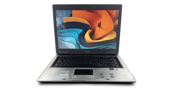 Ноутбук Asus F3T AMD Turion 64 MK-36 2 GB RAM 120 GB HDD [15.4"] - Б/В - 643143
