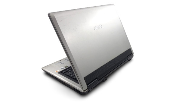 Ноутбук Asus F3T AMD Turion 64 MK-36 2 GB RAM 120 GB HDD [15.4"] - Б/В - 643143