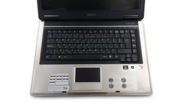 Ноутбук Asus F3T AMD Turion 64 MK-36 2 GB RAM 120 GB HDD [15.4"] - Б/В - 643143