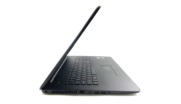 Ігровий ноутбук HP 17-bs Intel Core I5-7200U 12 GB RAM 128 GB SSD 1000 GB HDD AMD Radeon 520 [17.3"] - Б/В - 643188