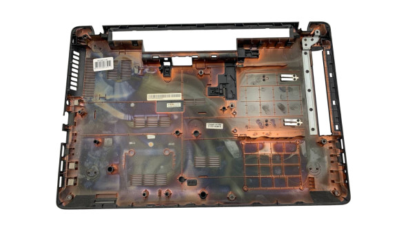 Нижня частина корпусу для ноутбука Medion Akoya E6232 MD 99071 604UY04002 Б/В - 643345
