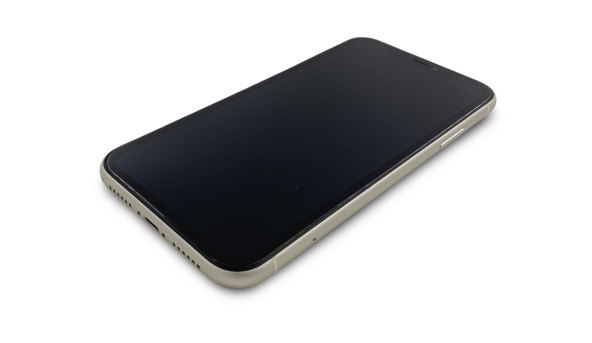 Смартфон Apple iPhone 11 Apple A13 Bionic 4/64 Gb 12/12+12 Mp iOS 18.5 NFC [IPS 6.1"] - Б/В - 643437