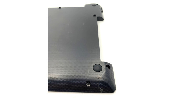 Нижняя часть корпуса для ноутбука Toshiba Satellite C50-B-1C9, 15.6", AP15H000620P Б/У - 643786