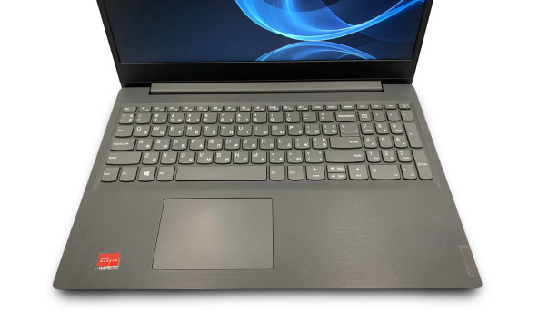 Ноутбук Lenovo V15-ADA AMD Ryzen 5 3500U 12 GB RAM DDR4 256 GB SSD + 500 GB HDD [15.6" FullHD] - Б/У - 643872