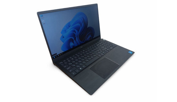 Ноутбук Dell Vostro 5502 Intel Core i5-1135G7 8 GB RAM 256 GB SSD [15.6" FullHD] - Б/У - 644253