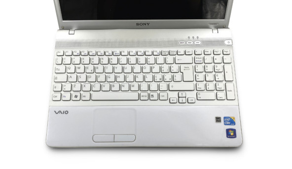 Ноутбук Sony Vaio PCG-71313M Intel Core I5-480M 4 GB RAM 128 GB SSD [15.6"] - Б/В - 644584