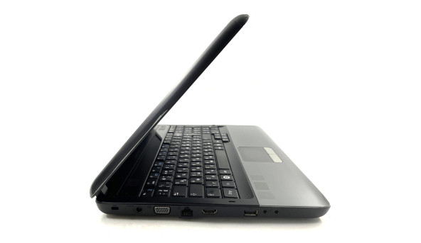 Ноутбук Samsung E452 Intel Core I3-370M 8 RAM 128 SSD ATI Mobility Radeon HD 4500 [15.6"] - Б/В - 645348
