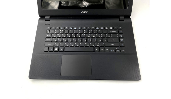 Ноутбук Acer Aspire ES1-511 Intel Celeron N2830 4 GB RAM 128 GB SSD [15.6"] - Б/В - 645550