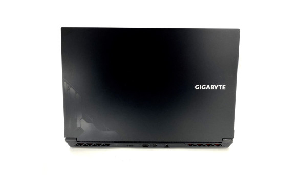 Ігровий ноутбук GIGABYTE G5 KF Core i5-12500H 16 RAM 512 SSD GeForce RTX 4060 [IPS 15.6" FullHD 144Hz] - Б/В - 645648