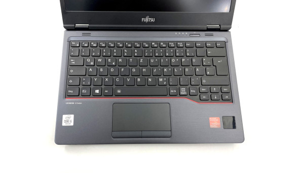 Ноутбук Fujitsu LifeBook U7310 Intel Core I5-10210U 16 GB RAM 240 GB SSD [IPS 13.3" FullHD] - Б/В - 645704