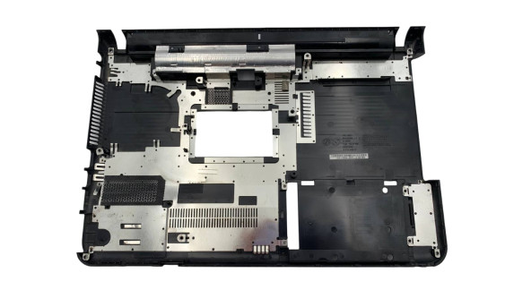 Нижняя часть корпуса к ноутбуку Sony VAIO PCG-61211M  VPC-EA3S1E  012-002A-2977-B Б/У