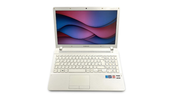 Ноутбук Samsung NP275E5E AMD E2-2000 6 GB RAM 128 GB SSD [15.6"] - Б/В