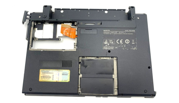 Нижняя часть корпуса к ноутбуку Sony Vaio PCG-5R1M , VGN-SR49VN  013-000A-8077-A-Y Б/У