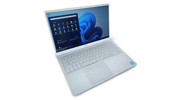 Ноутбук Dell Inspiron 5502 Intel Core i3-1115G4 8 GB RAM 256 GB SSD [15.6"] - Б/В - 646742