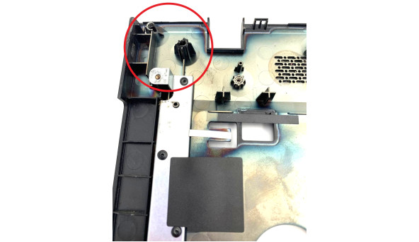 Середня частина корпусу з тачпадом до ноутбука Lenovo G700 G710 17.3" 13N0-B5A0411 2H1118-092201 Б/В - 648013
