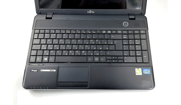 Ноутбук Fujitsu Lifebook A512 Intel Core I3-2310M 8 GB RAM 128 GB SSD [15.6"] - Б/В - 648374