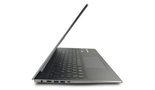 Ноутбук Medion Akoya E17201 Intel Pentium N5030 8 GB RAM 256 GB SSD [IPS 17.3" FullHD] - Б/В - 648938