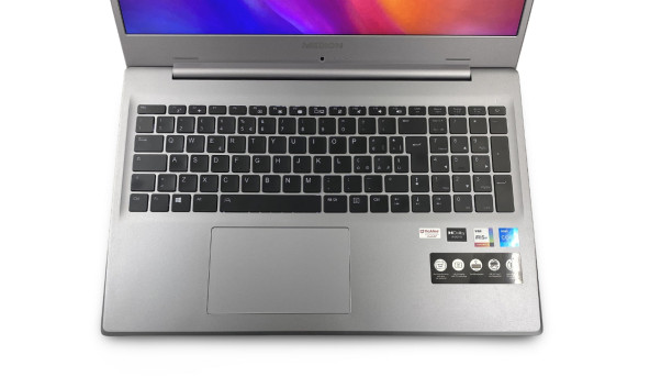 1 Ноутбук Medion Akoya E17405 Intel Core I5-1135G7 8 GB RAM 512 GB SSD [IPS 17.3" FullHD] - Б/В - 648940