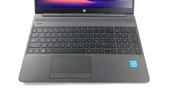Ноутбук HP 250 G9 Intel Celeron N4500 8 GB RAM 256 GB SSD [15.6"] - Б/У - 649003