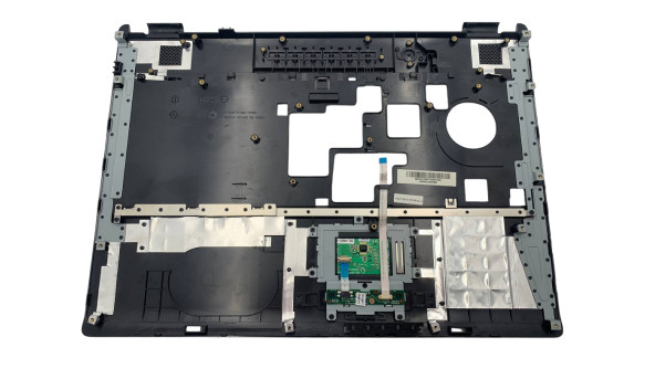 Середня частина корпусу для ноутбука Toshiba Satellite A200, A300, L300 V000140190, B0247209F1009122A Б/В - 649177