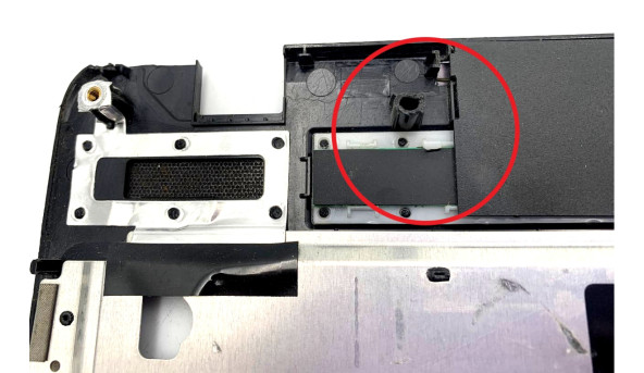 Середня частина корпусу до ноутбука Lenovo Z570 Z575 60.4M437.003 60.4M418.002 23.42361.011 Б/В - 649332