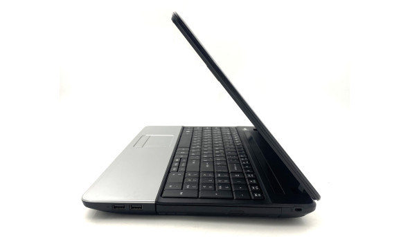 Ігровий ноутбук Acer Aspire E1-531G Core i3-2330M 8 RAM 128 SSD 500 HDD GeForce 620M [15.6"] - Б/В - УЦІНКА!