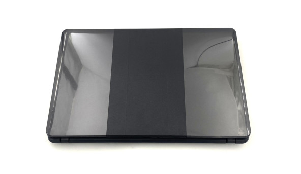 Ігровий ноутбук Acer Aspire E1-531G Core i3-2330M 8 RAM 128 SSD 500 HDD GeForce 620M [15.6"] - Б/В - УЦІНКА!