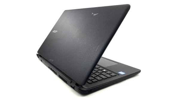 Ноутбук Acer Aspire ES1-572 Intel Core I3-6100U 8 GB RAM 256 GB SSD [15.6"] - Б/У - 649562