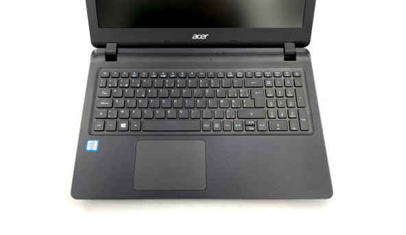Ноутбук Acer Aspire ES1-572 Intel Core I3-6006U 8 GB RAM 128 GB SSD [15.6"] - Б/У - 649564