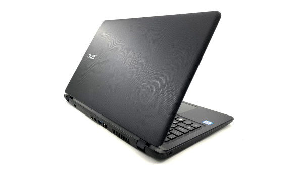 Ноутбук Acer Aspire ES1-572 Intel Core I3-6006U 8 GB RAM 128 GB SSD [15.6"] - Б/У - 649564