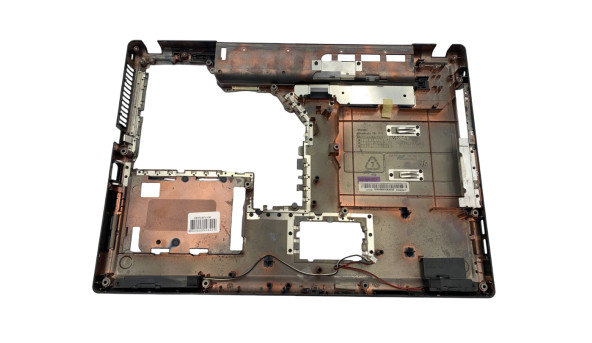 Нижняя часть корпуса к ноутбуку Lenovo 3000 G530 AP04D000B00 AP04D000A00 Б/У - 649842