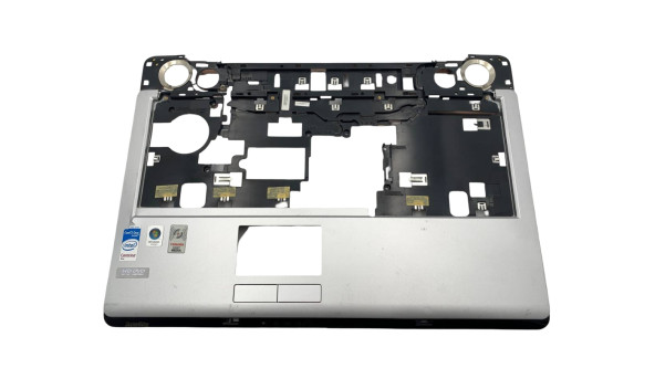 Средняя часть корпуса к ноутбуку Toshiba P200 P205  K000047940   Б/У