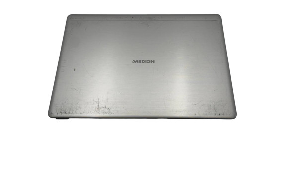 Крышка матрицы  с рамкой  корпуса к ноутбуку  Medion Akoya E6412, E6415, E6416, E6418, E6421, E6422, E6424  13N0-1BA3L01 Б/У