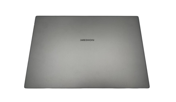 Крышка матрицы для ноутбука Medion  E17201  S17402  13N1-8DA04010 Б/У
