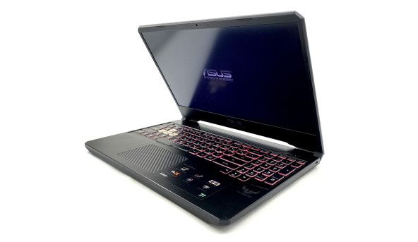 Ігровий ноутбук Asus TUF FX505D Ryzen 7 3750H 8 RAM 250 SSD 500 HDD GeForce GTX 1650 [IPS 15.6 FullHD] - Б/В - 650833
