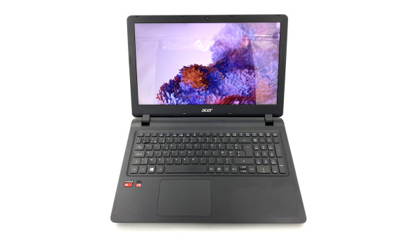Ноутбук Acer Aspire ES1-523 AMD A6-7310 8 GB RAM 128 GB SSD [15.6"] - Б/У