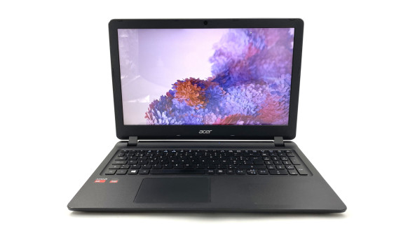 Ноутбук Acer Aspire ES1-523 AMD A6-7310 8 GB RAM 128 GB SSD [15.6"] - Б/В