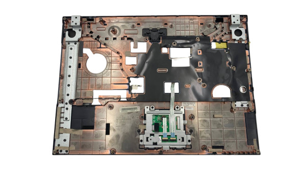 Середня частина корпусу для ноутбука Fujitsu Esprimo V6555 YKLMO35411 B03698011 Б/В