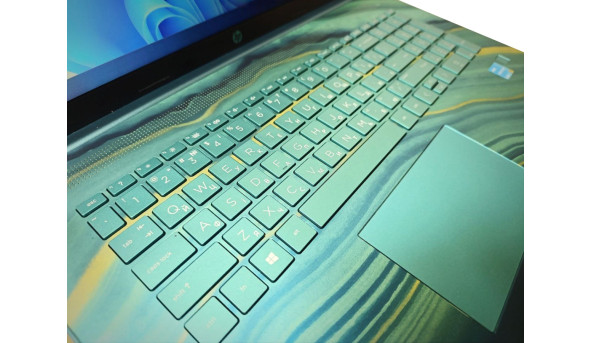 Сенсорний ноутбук HP 17 Intel Pentium Gold 7505 8 GB RAM 512 GB SSD [17.3" HD+] - Б/В