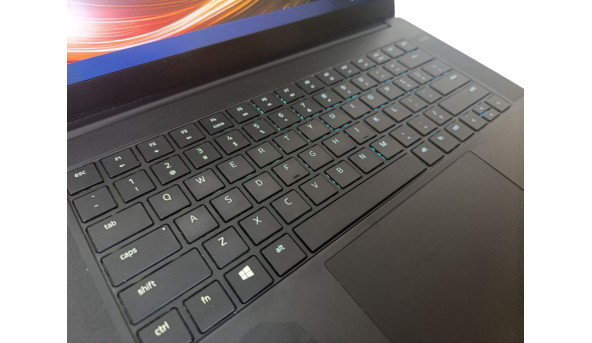 Игровой ноутбук Razer Blade 15 Core i7-10750H 16 RAM 1000 SSD GeForce GTX 1660 TI [IPS 15.6" 144 GHz FHD] Б/У