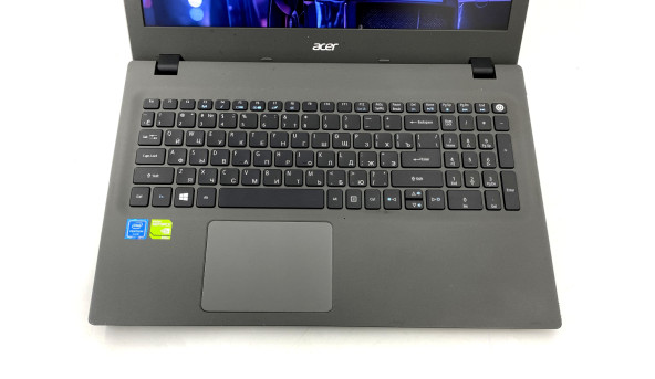 Игровой ноутбук Acer Aspire E5-573G Intel Pentium 3556U 8 GB RAM 256 GB SSD Nvidia GeForce 920M [15.6"] - Б/У
