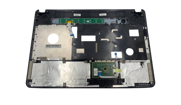 Средняя часть корпуса к ноутбуку Medion E6222 13N0-XVA0C01 Б/У